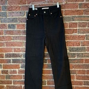 Levi’s Ribcage Jean